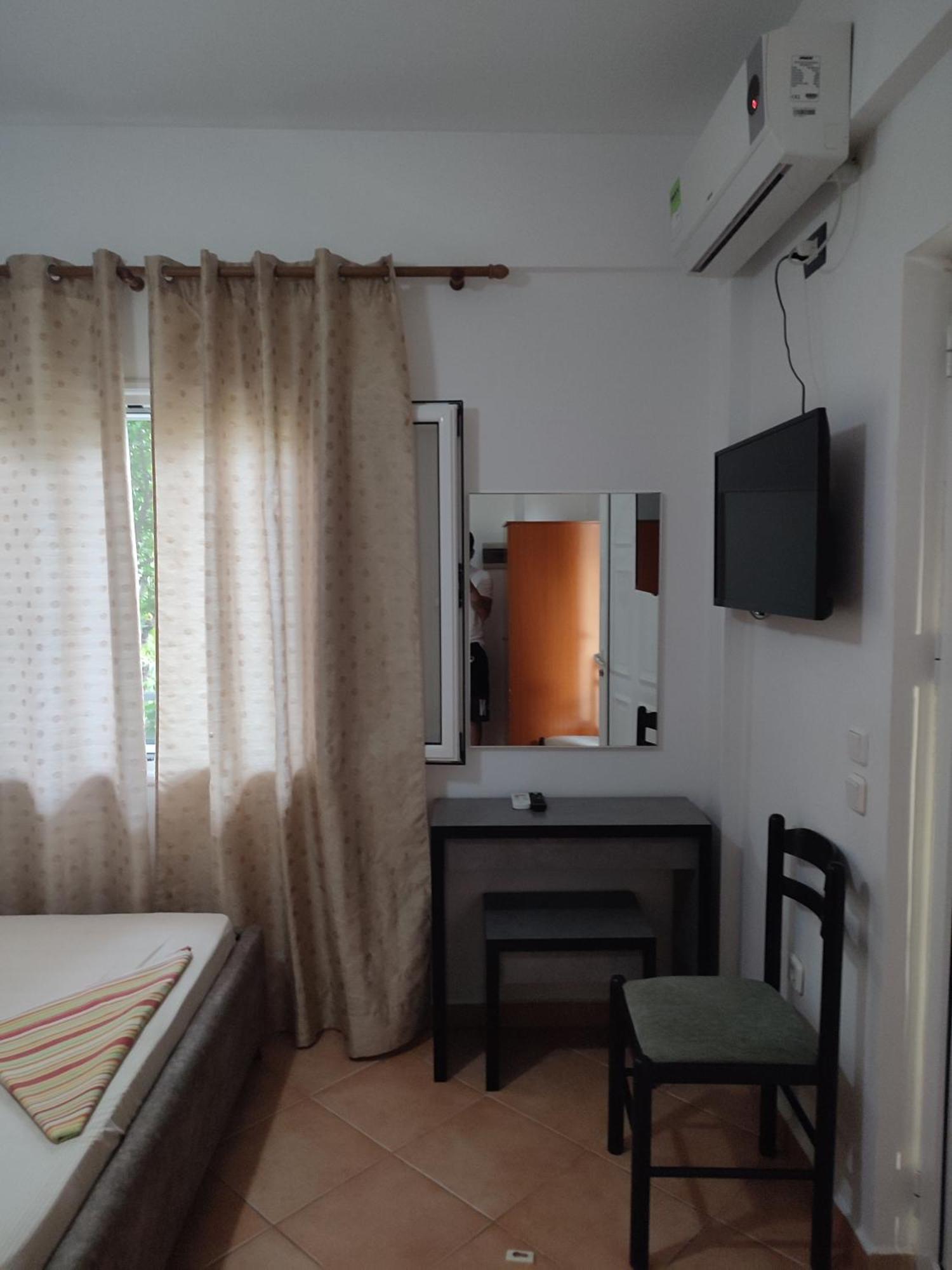 Villa Janilla Dhermi Bagian luar foto