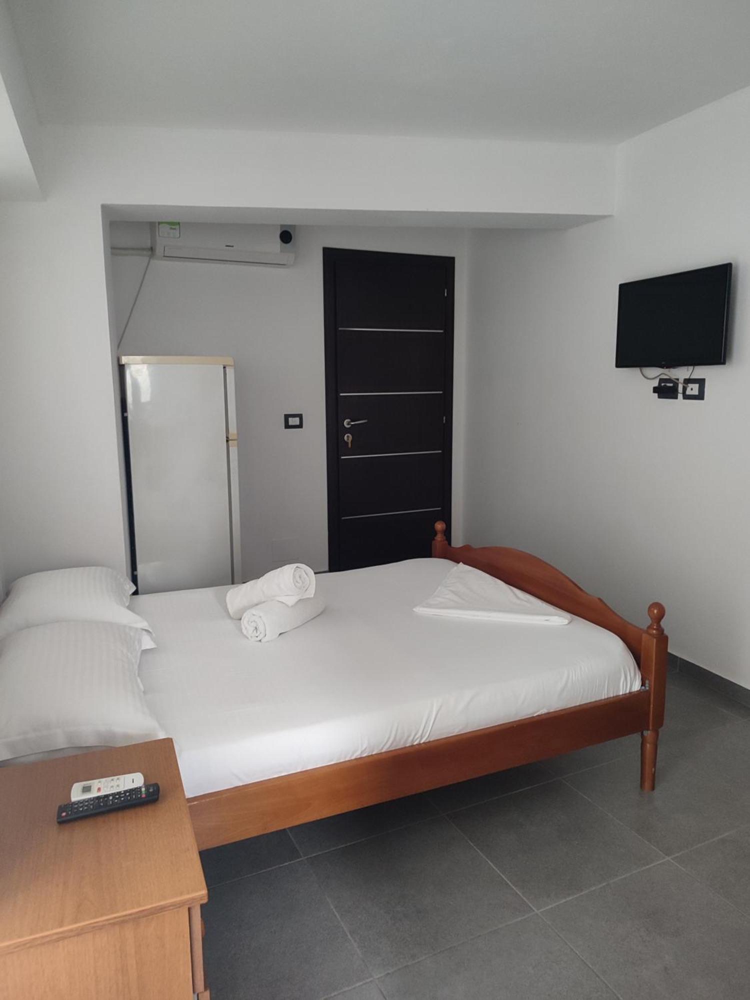 Villa Janilla Dhermi Bagian luar foto